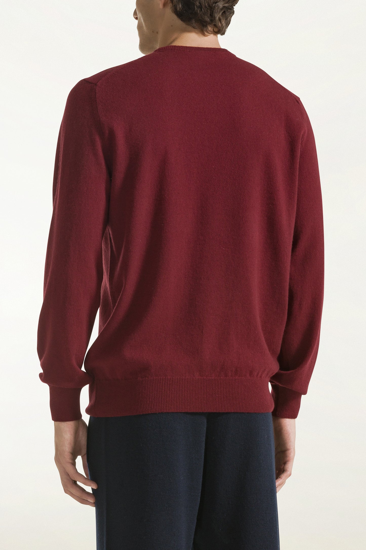 Burgundy cashmere crewneck