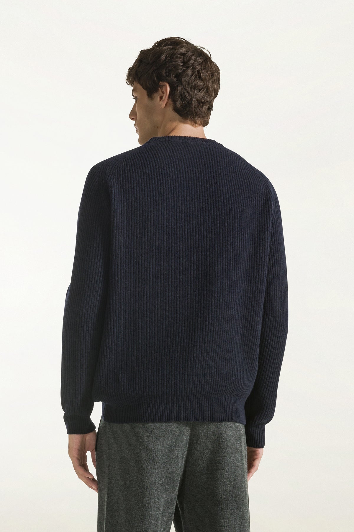 Navy blue wool and cashmere crew neck
