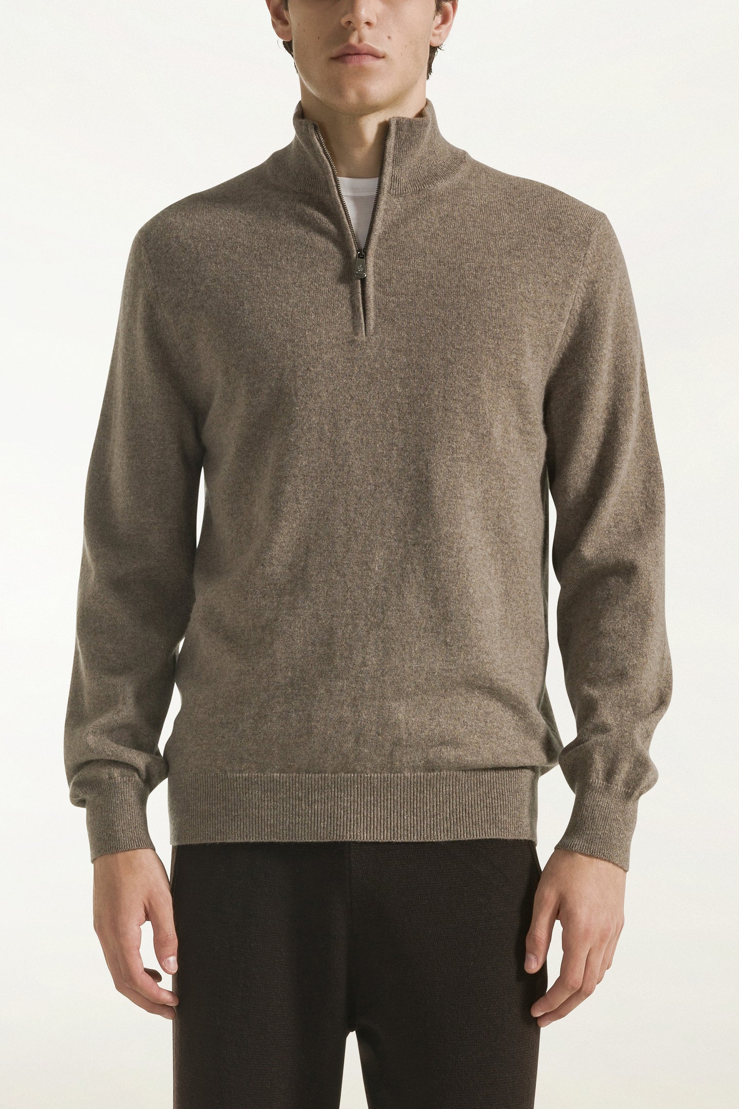 Hazelnut-colored cashmere zip-up turtleneck