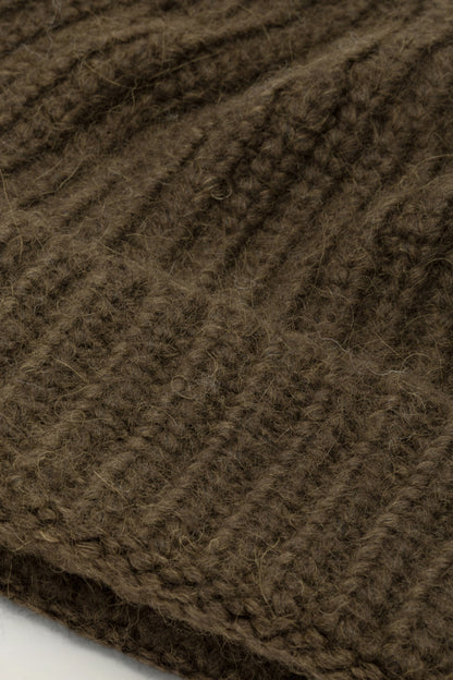 Moss green baby alpaca and wool beanie | PIACENZA 1733